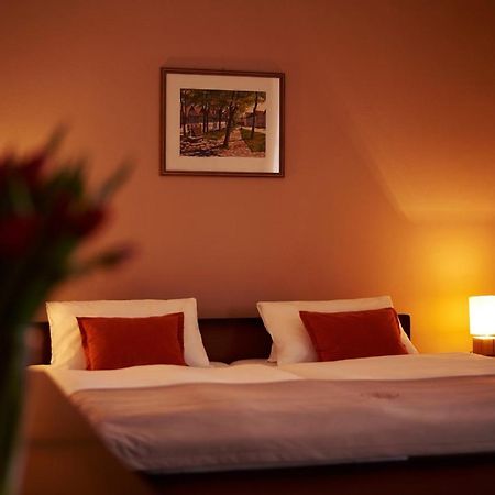 Hotel Sobota Попрад Экстерьер фото
