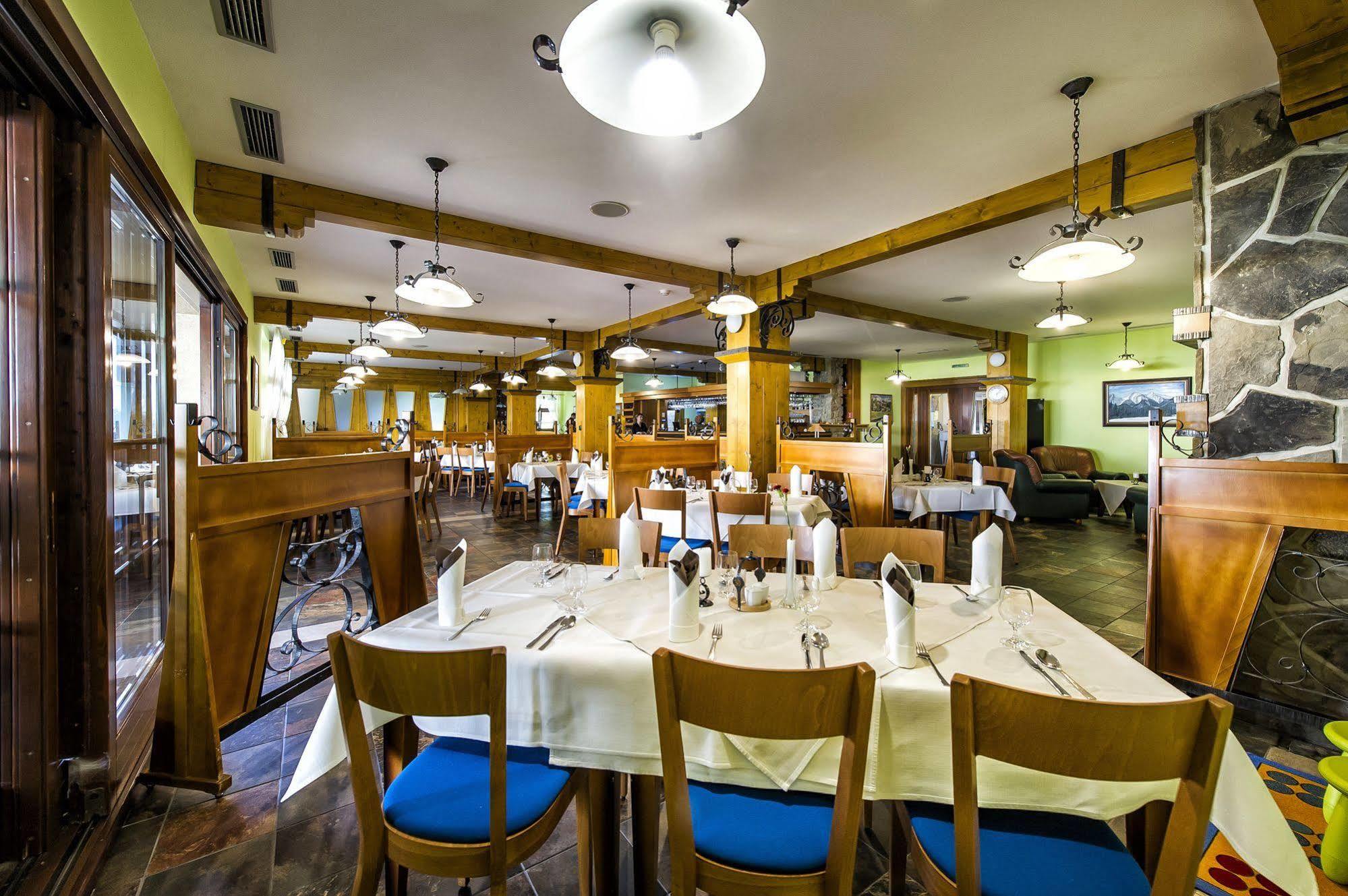 Hotel Sobota Попрад Экстерьер фото